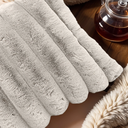 Sierkussen Rib Rabbit Fur - Ecru