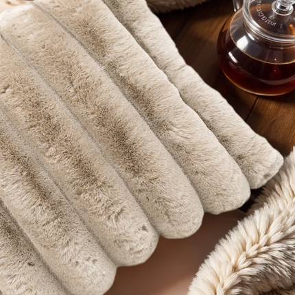 Sierkussen Rib Rabbit Fur - Zand