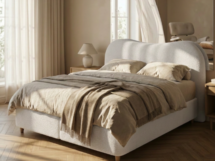 Boxspring Dreamhouse Arcus in off-white, sfeerbeeld bij raam