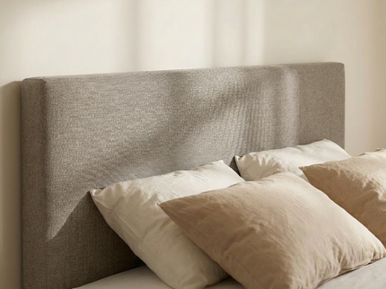 Boxspring Julia Relax in beige, detail van hoofdbord met kussens