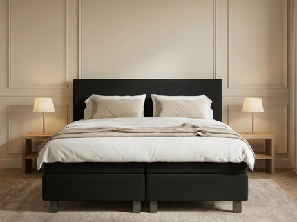 Boxspring Julia Relax in zwart, sfeerbeeld klassieke slaapkamer