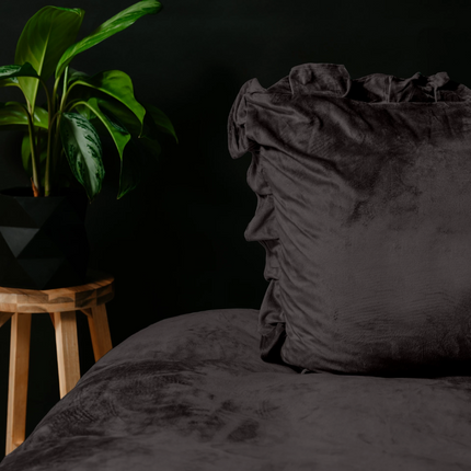 Dreamhouse Dekbedovertrek Velvet Ruffles  - Zwart