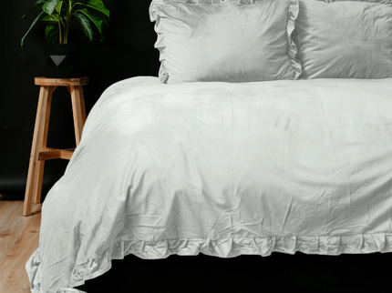 Dreamhouse Velvet Ruffles Dekbedovertrek - Wit