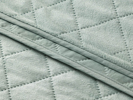 Fresh and Co Bedsprei Velvet Ruit - Groen