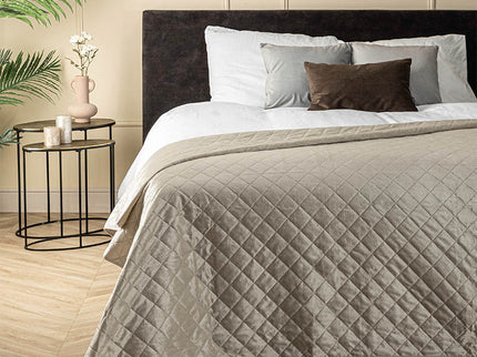 Fresh and Co Bedsprei Velvet - Ruit