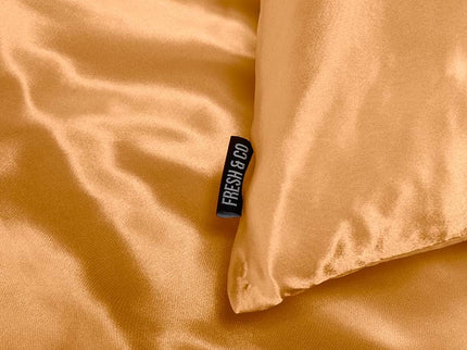 Fresh and Co Dekbedovertrek Silk Satin - Bruin