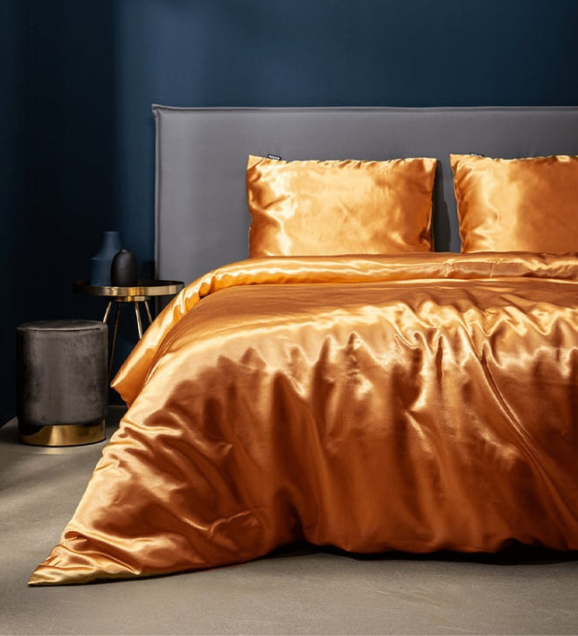 Fresh and Co Dekbedovertrek Silk Satin - Bruin
