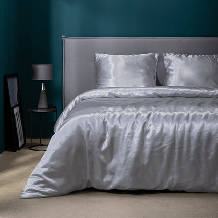Fresh and Co Dekbedovertrek Silk Satin - Zilvergrijs