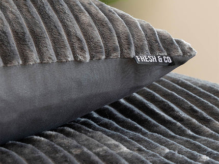 Fresh and Co Dekbedovertrek Teddy Rib - Antraciet