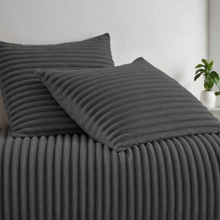 Fresh and Co Dekbedovertrek Teddy Rib - Antraciet