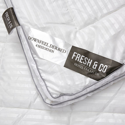 Fresh and Co Hotel Dekbed - Hotel Stripe - 4 Seizoenen