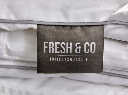 Fresh and Co Hotel Dekbed  - Hotel Stripe - All-Season