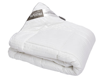 Fresh and Co Hotel Dekbed  - Hotel Stripe - All-Season