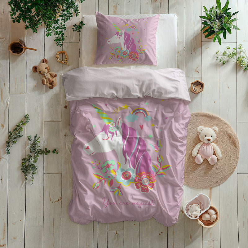 Unicorn Dekbedovertrek - Eenpersoons - 140 x 200 cm - Paars Unicorn Dekbedovertrek - Eenpersoons - 140 x 200 cm - Paars
