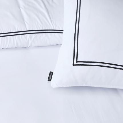 Sleeptime Fresh Dekbedovertek Brata - Wit