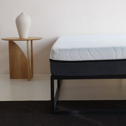 Zydante Luxe Metalen Bedframe